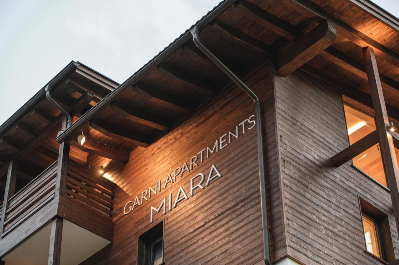 Garni Hotel Miara - Your Dolomites Home Сельва-ді-Валь-Гардена Екстер'єр фото