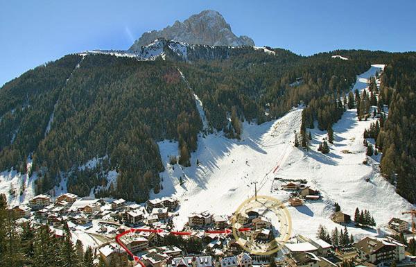 Garni Hotel Miara - Your Dolomites Home Сельва-ді-Валь-Гардена Екстер'єр фото
