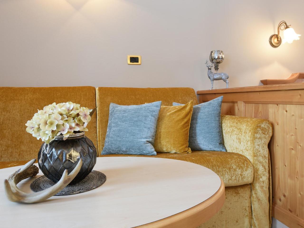 Garni Hotel Miara - Your Dolomites Home Сельва-ді-Валь-Гардена Екстер'єр фото